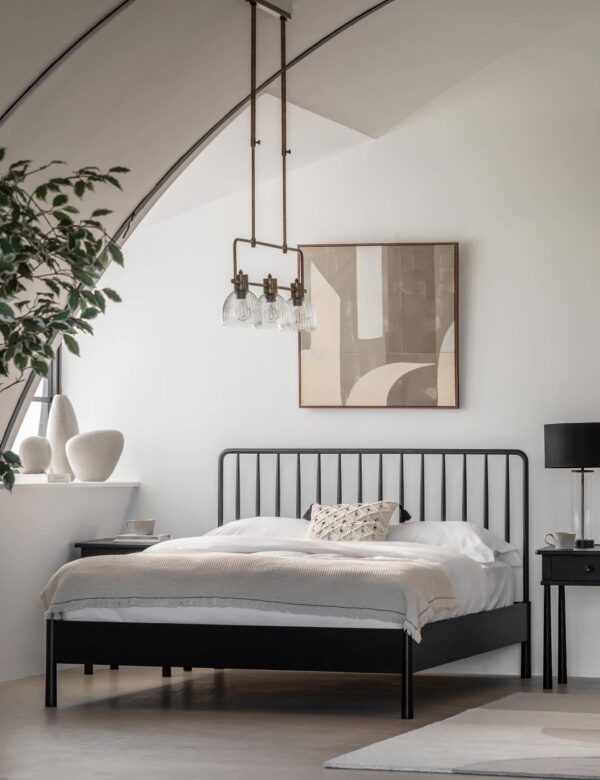 Wycombe 4'6" Spindle Bed Wycombe 4'6" Spindle Bed