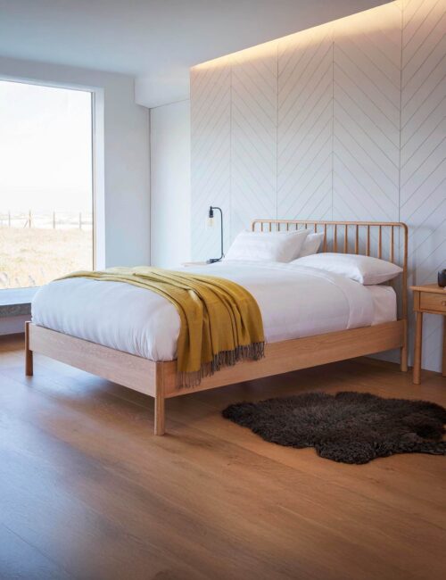 Wycombe 4'6" Spindle Bed
