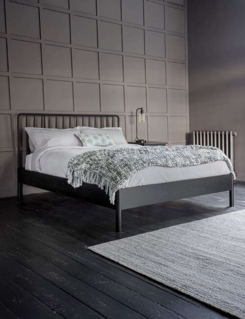 Wycombe Spindle Bed